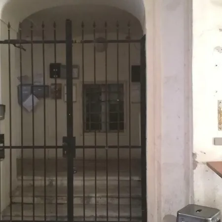 Apartment Mona - Old Town *